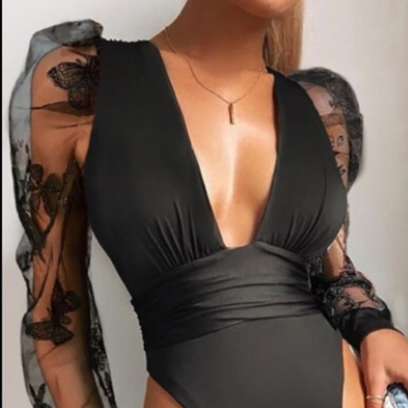 Sexy Deep V Neck Mesh Ruffle Sleeves W/Cross W/A Belt Like Tummy Tuck Bodysuit - Picture 3 of 8